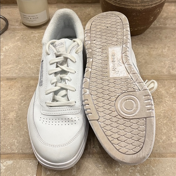 Reebok White Sneakers 10 - Picture 7 of 7